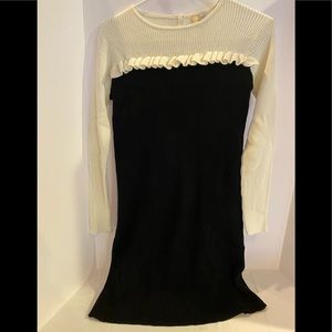 NWT Noo Vel ivory/ black ruffle knit dress